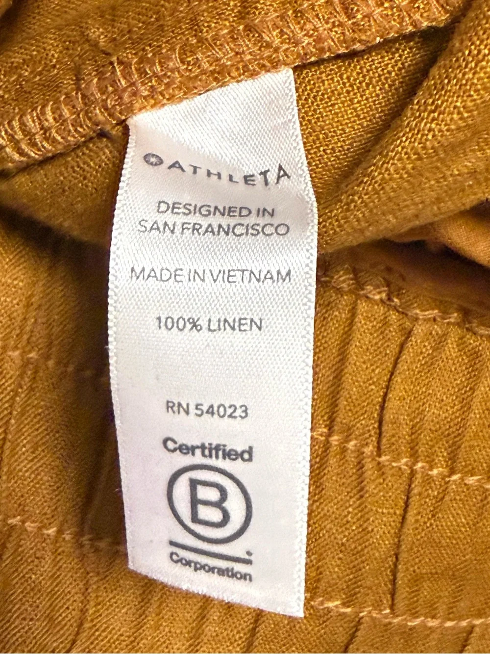 Athleta Cabo Linen 4” Shorts Size 4 NWT Ochre Mustard 100% Linen